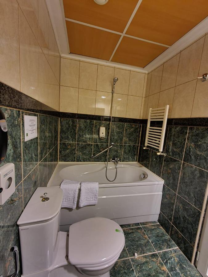 Hotel Mojo ブカレスト エクステリア 写真